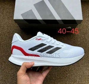 Adidas Sneakers