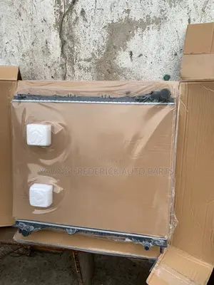 Land Rover/Range Rover Vogue 2017 2018 2019 Radiator