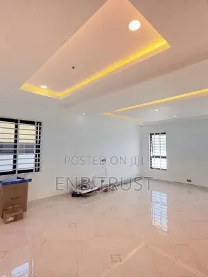 4bdrm House in Sakumono for sale