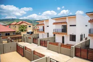 3bdrm Duplex in Oyarifa, Pentecost for sale