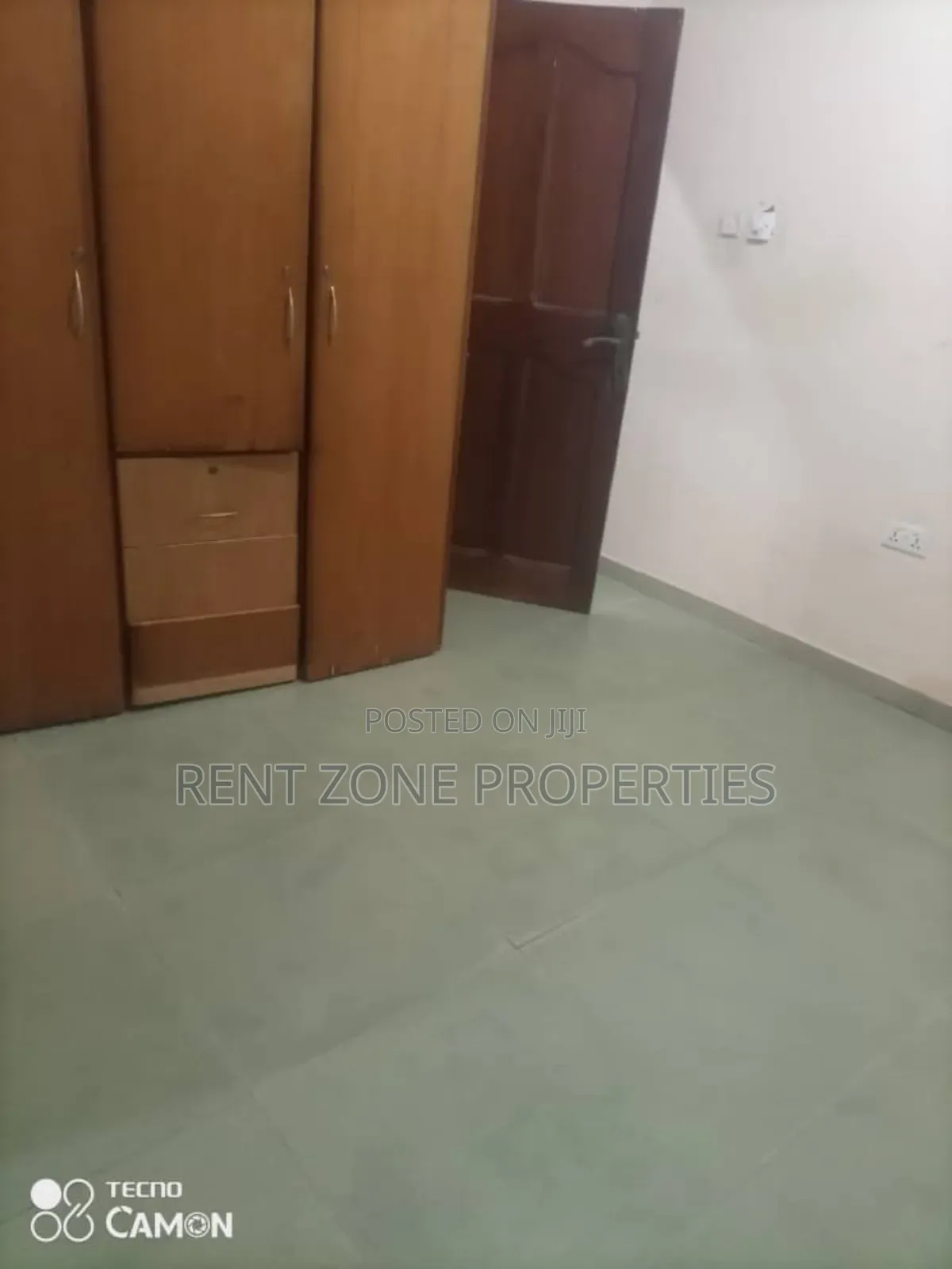 3bdrm Apartment in Dome for rent