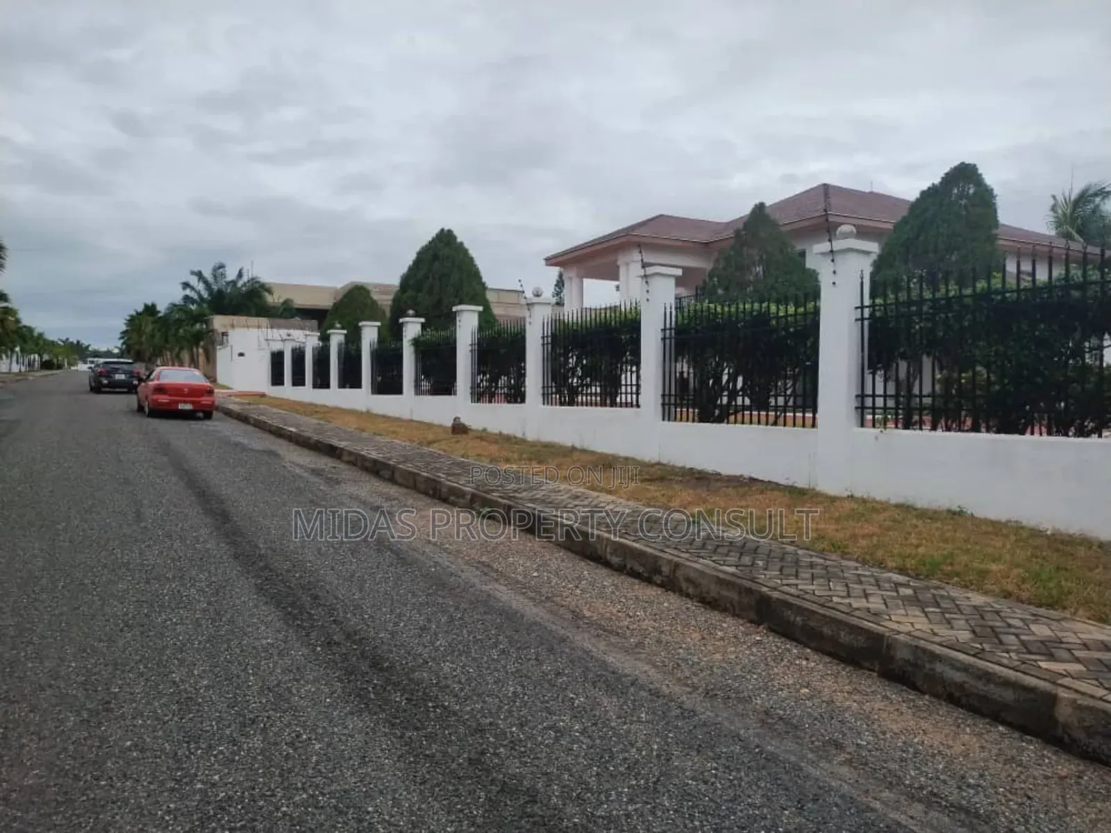 5bdrm House in Airport for sale