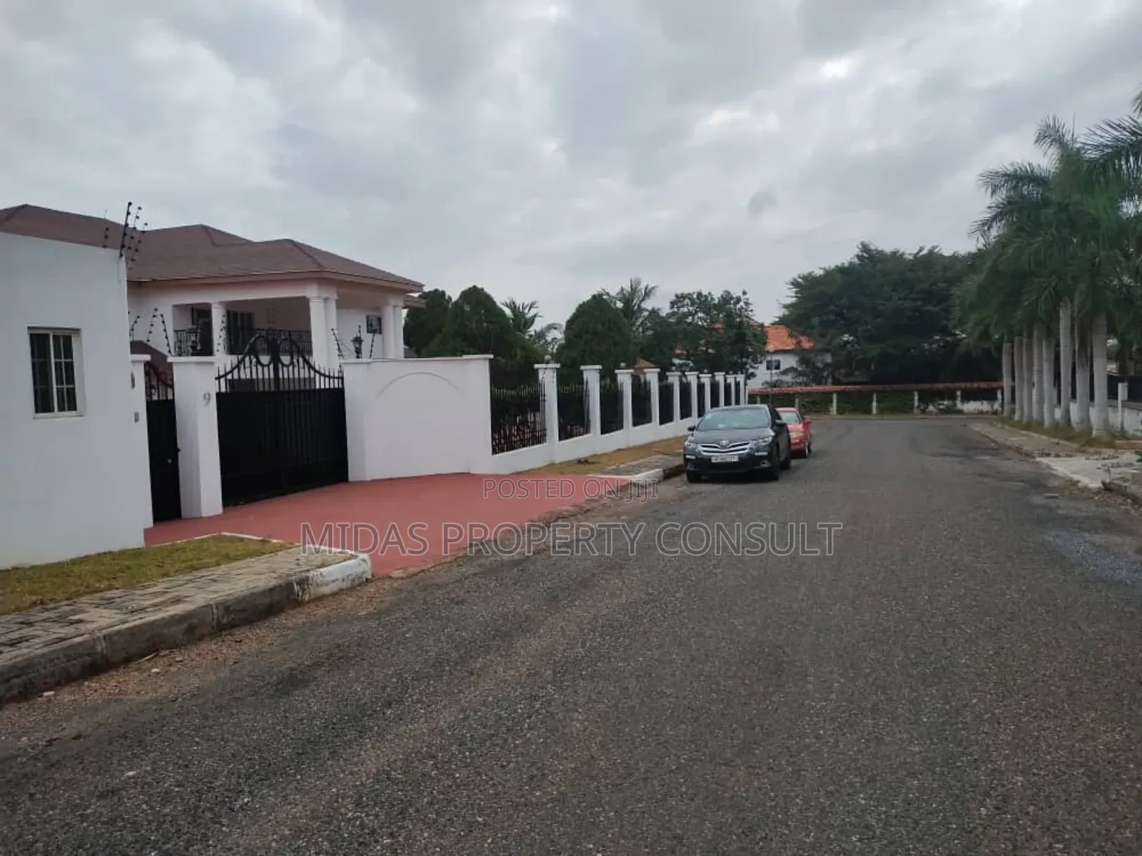 5bdrm House in Airport for sale