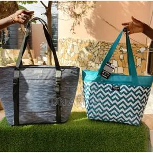 Igloo 30-Can Insulated Tote Lunch Bag