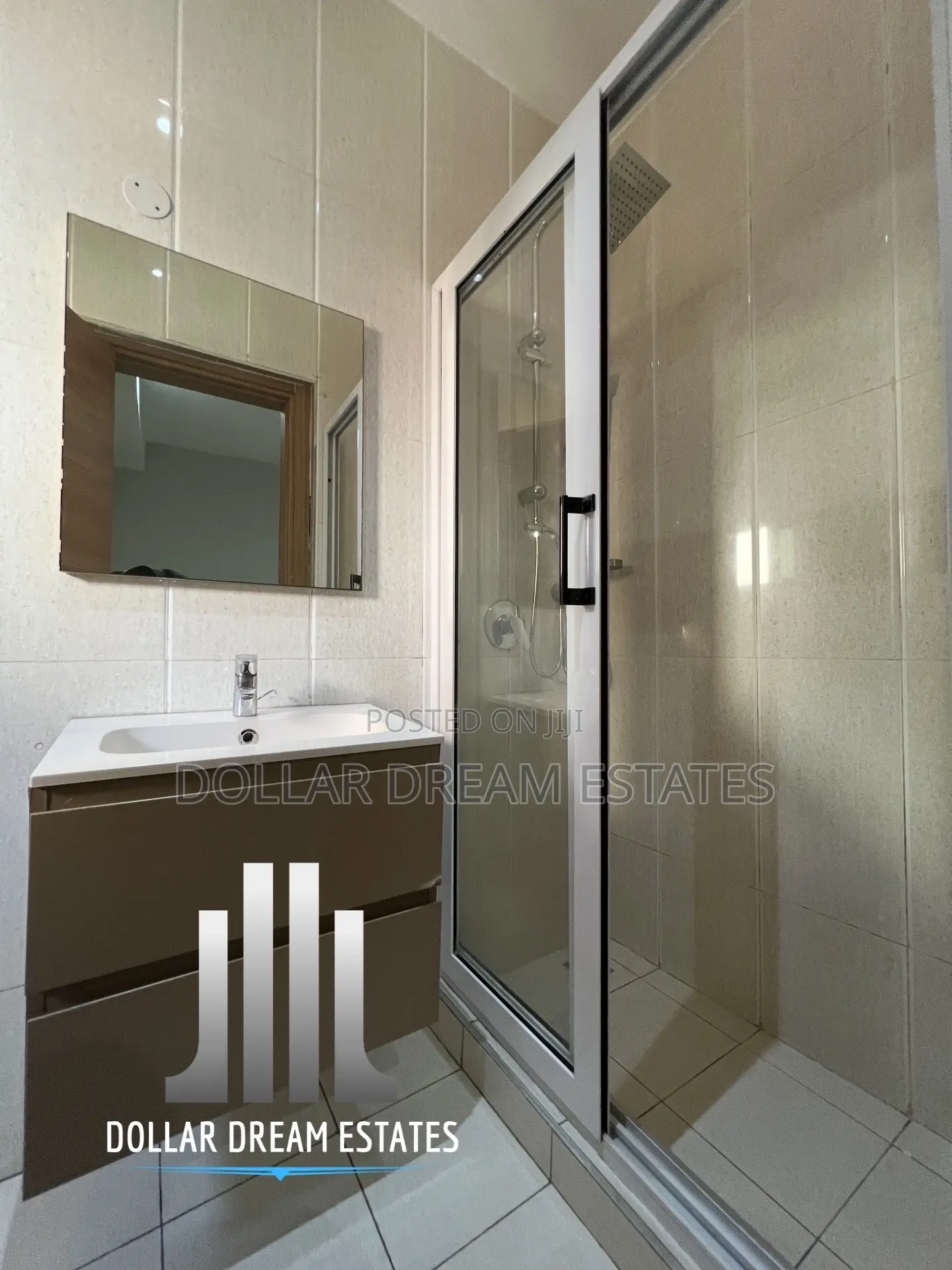 3bdrm Townhouse / Terrace in East Legon for rent