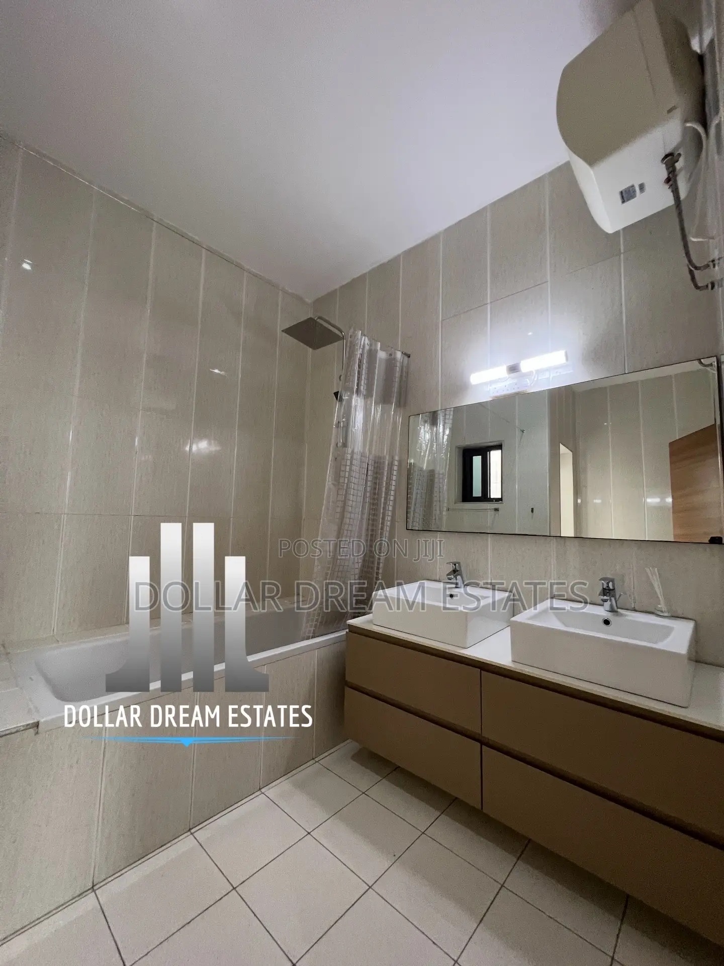 3bdrm Townhouse / Terrace in East Legon for rent