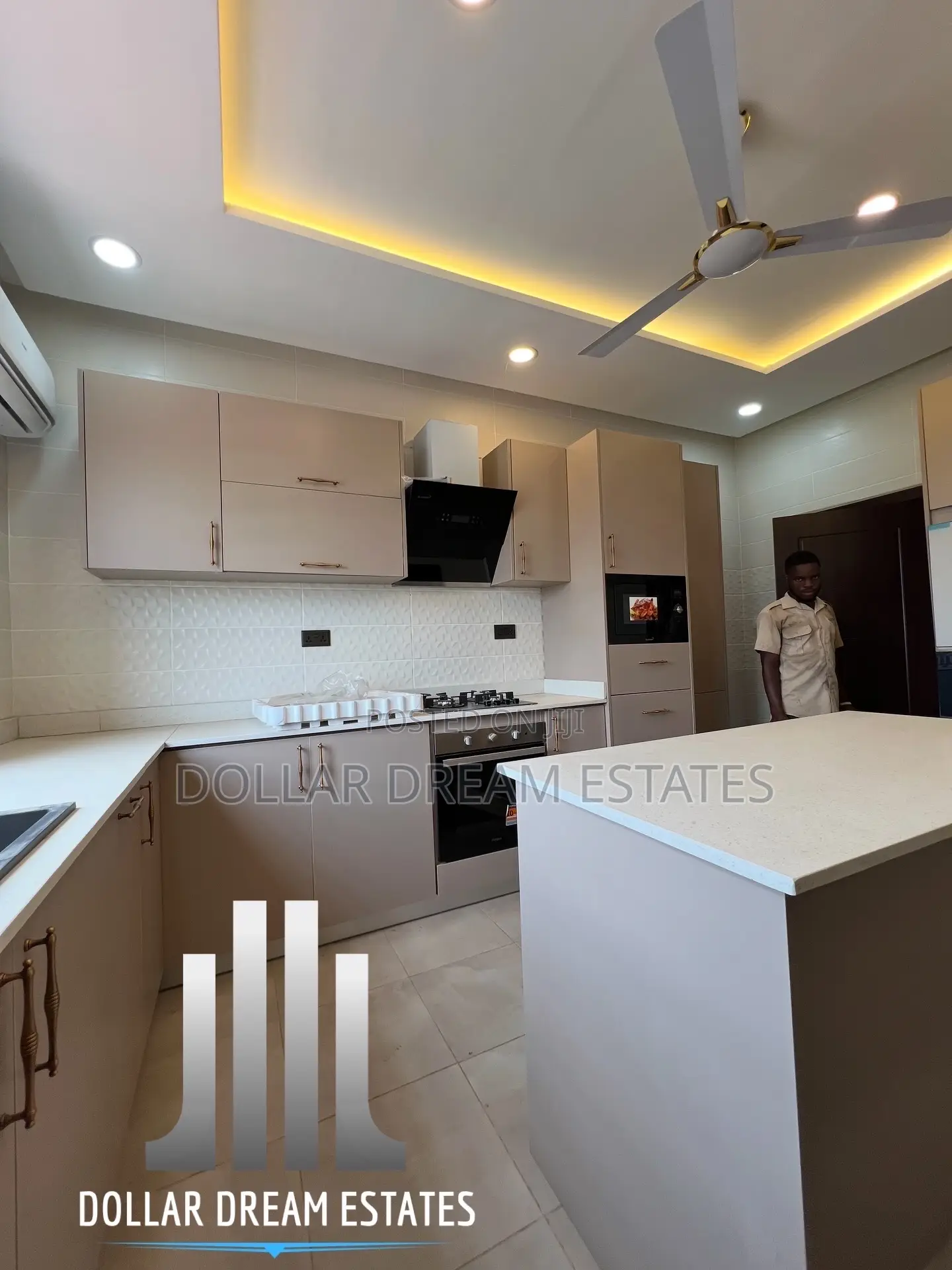 3bdrm Apartment in Old Ashomang for rent