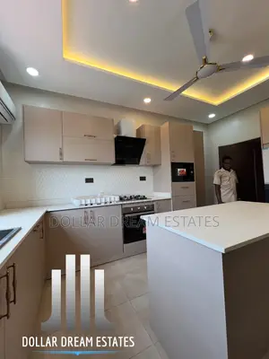 3bdrm Apartment in Old Ashomang for rent