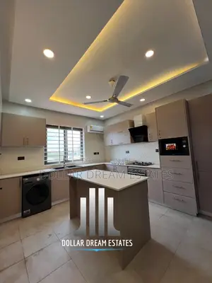 3bdrm Apartment in Old Ashomang for rent