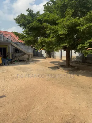 4bdrm Apartment in Kg.Franco Properties, Dansoman for rent