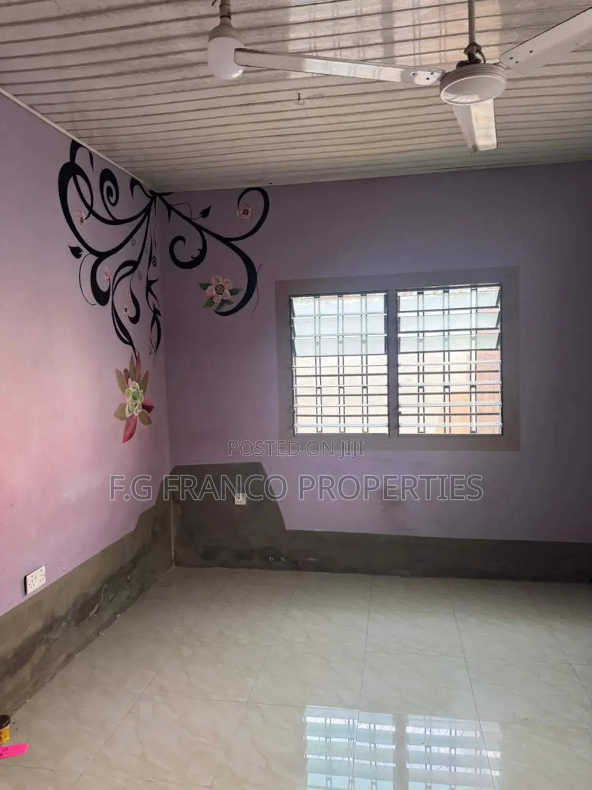 4bdrm Apartment in Kg.Franco Properties, Dansoman for rent