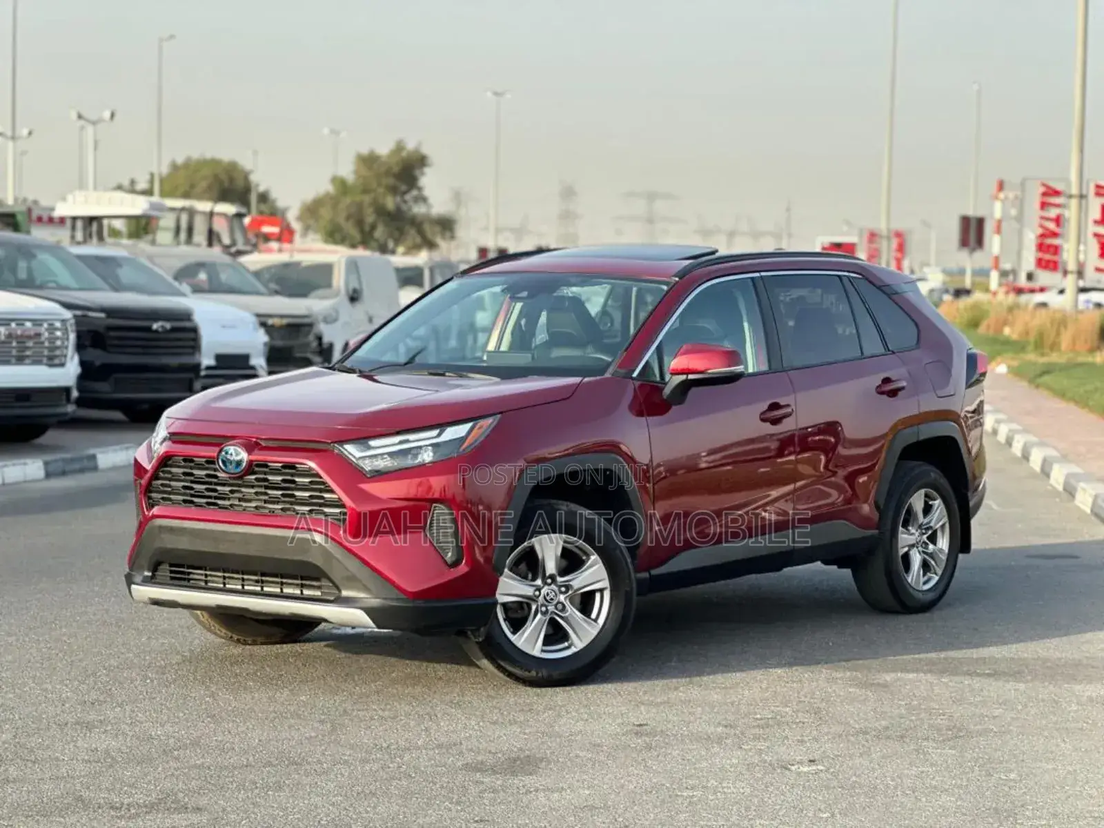 Toyota RAV4 XLE AWD 2023 Red