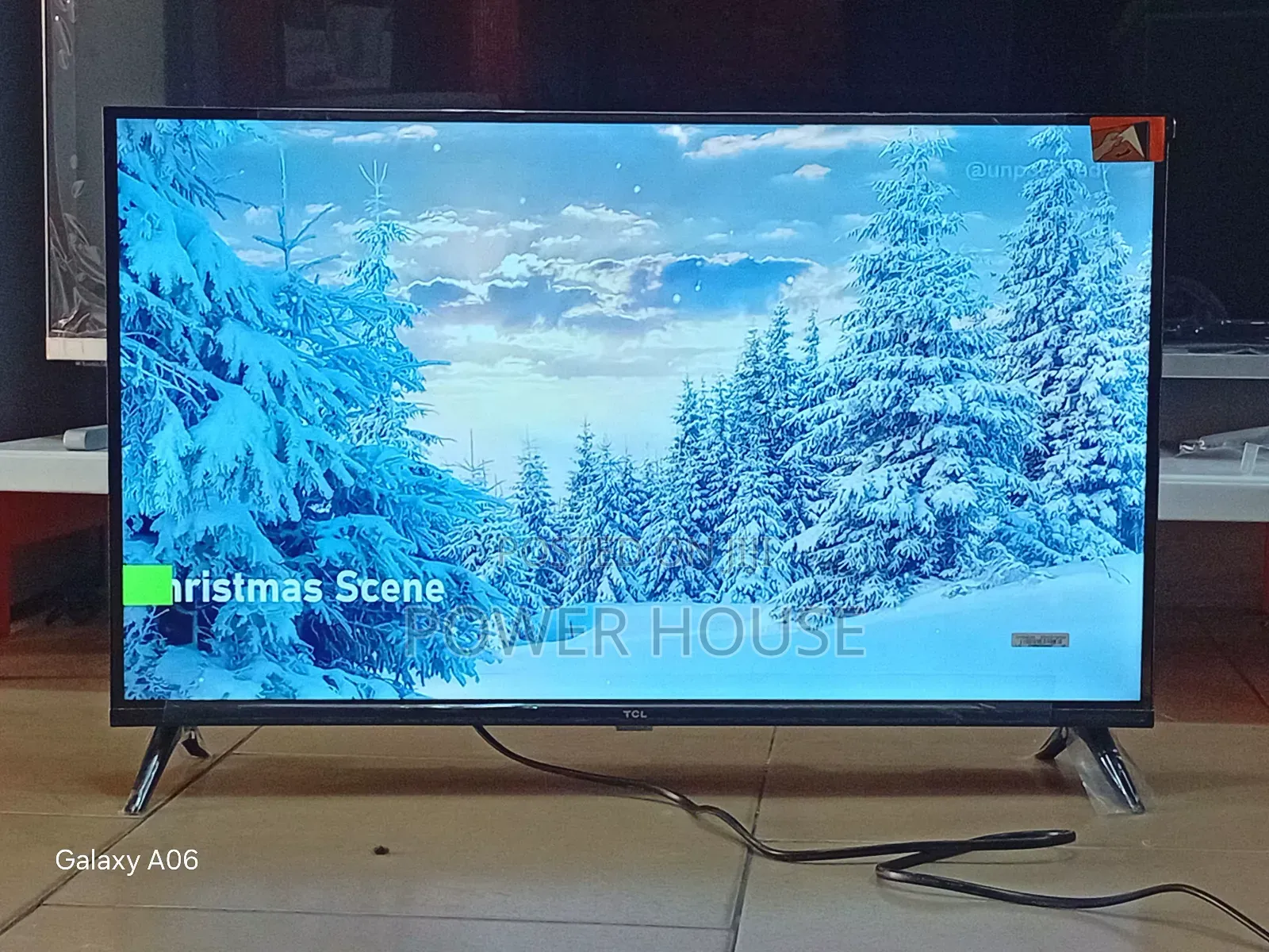 TCL 32 Inches Smart Tv Elegant Look for Homes