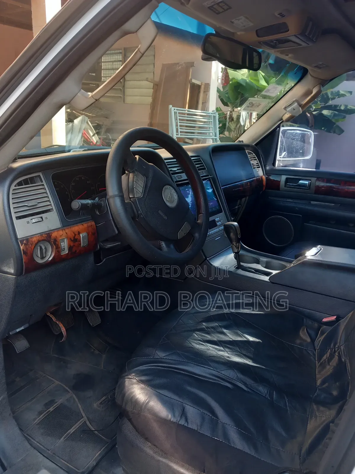 Lincoln Navigator Ultimate 4x4 2003 White