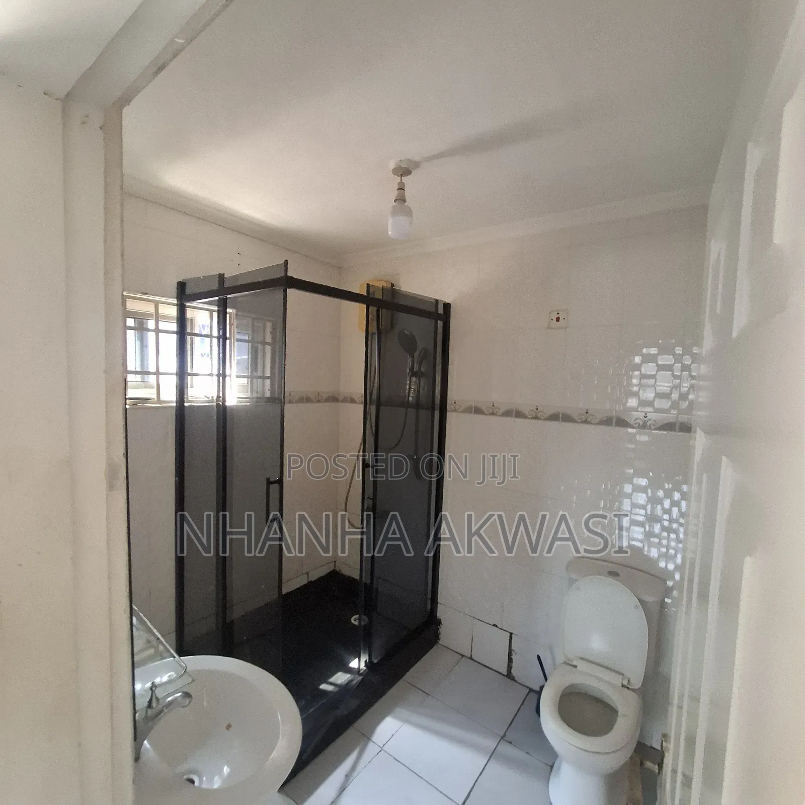 3bdrm House in Lashibi, Tema Metropolitan for rent