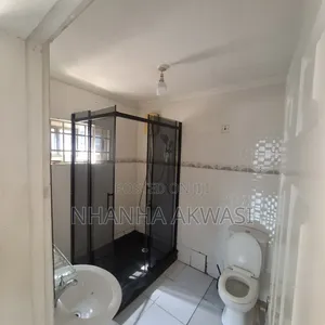 3bdrm House in Lashibi, Tema Metropolitan for rent