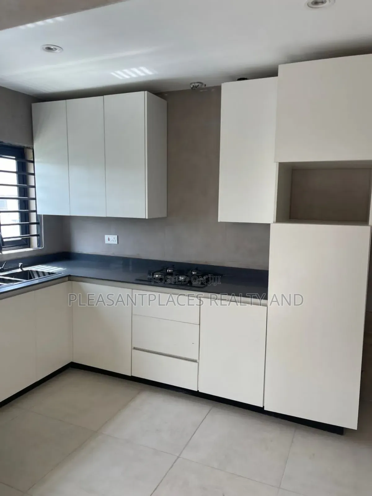 2bdrm Apartment in Pleasantplaces, Adenta for rent