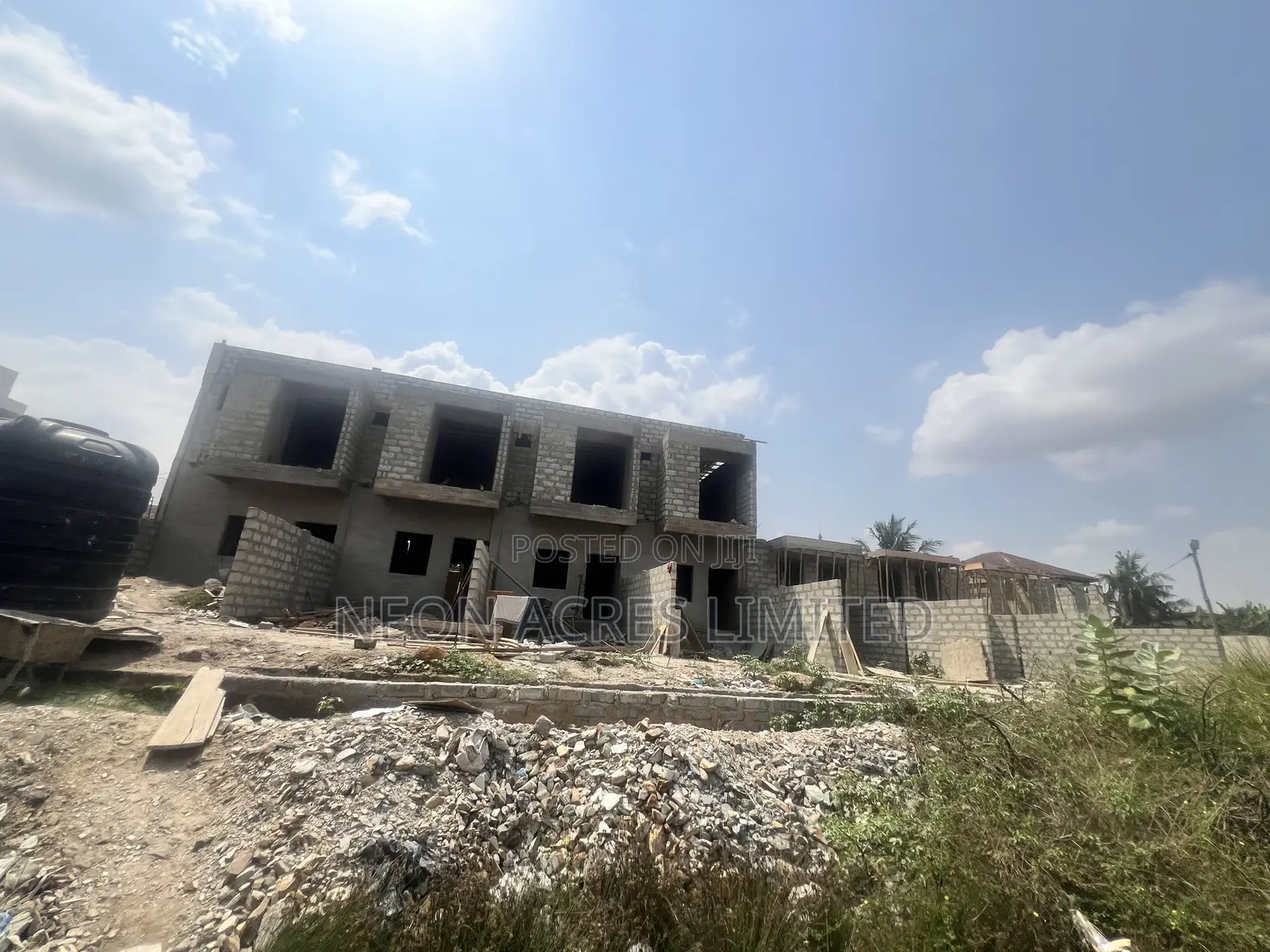 2bdrm House in Neon Boulevard Phase, Nmai-Dzorn for sale
