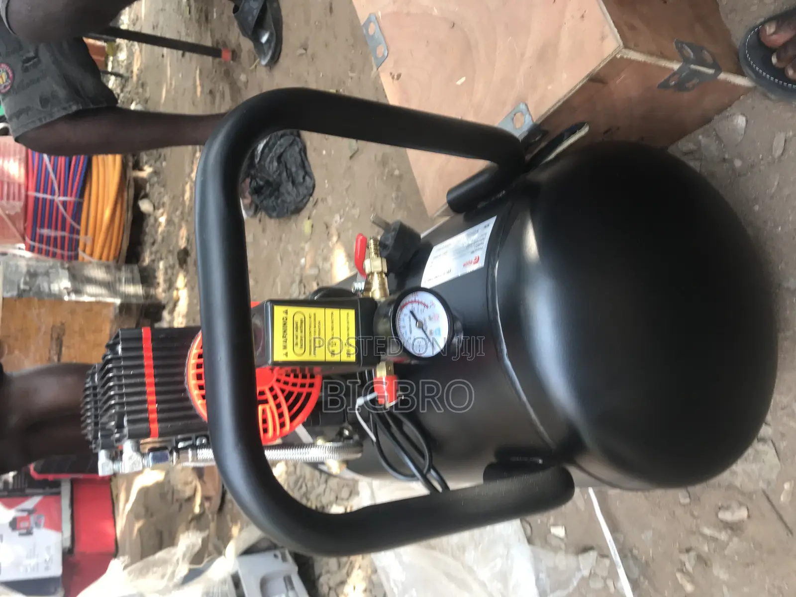 50 Litres Silent Air Compresor