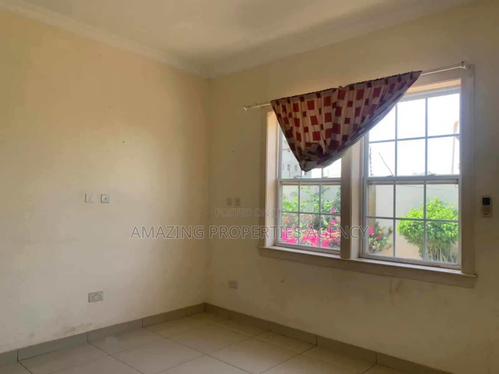 4bdrm House in Tema Community 25 for sale