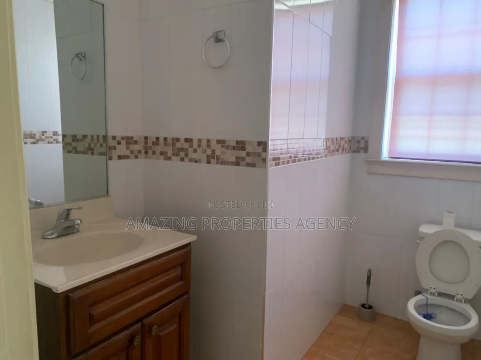 4bdrm House in Tema Community 25 for sale