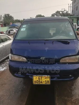Hyundai H-100 2002 Blue