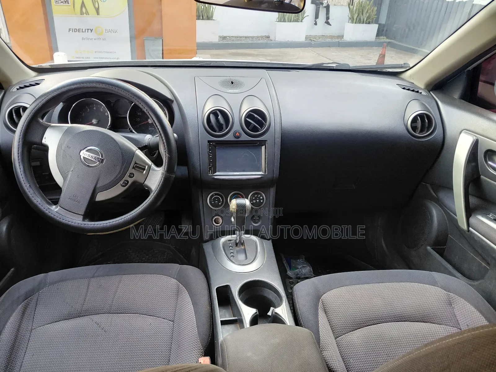 Nissan Rogue S 2010 White