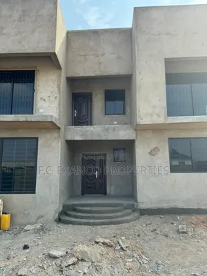 5bdrm House in K.G Franco, Ashaiman Municipal for sale