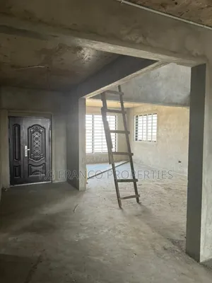 5bdrm House in K.G Franco, Ashaiman Municipal for sale