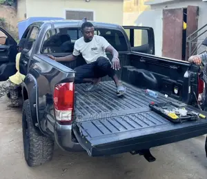 Toyota Tacoma 2017,2018,2019,2020, Bucket Cover