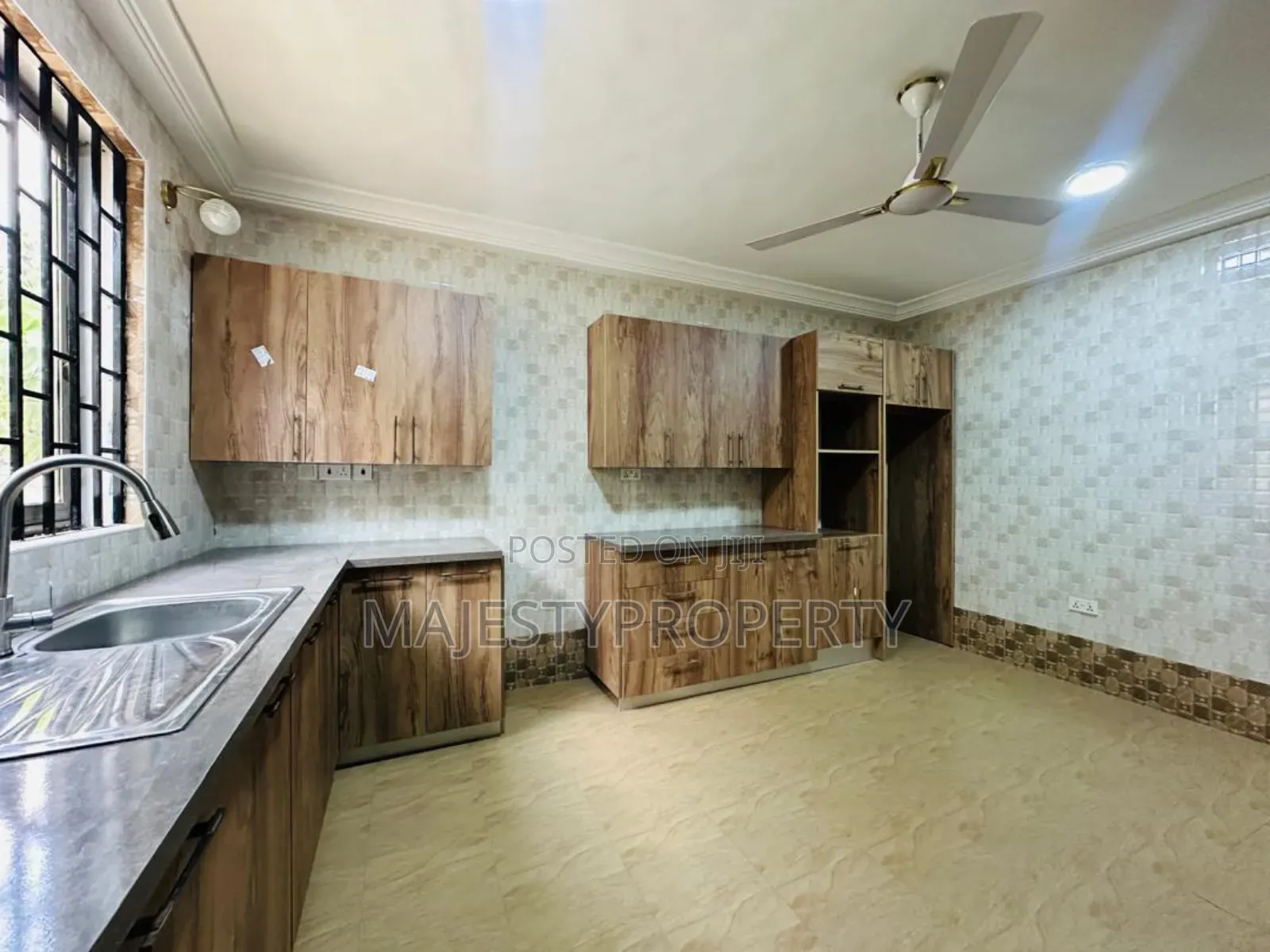 3bdrm Apartment in Trassaco, Adjiriganor for rent