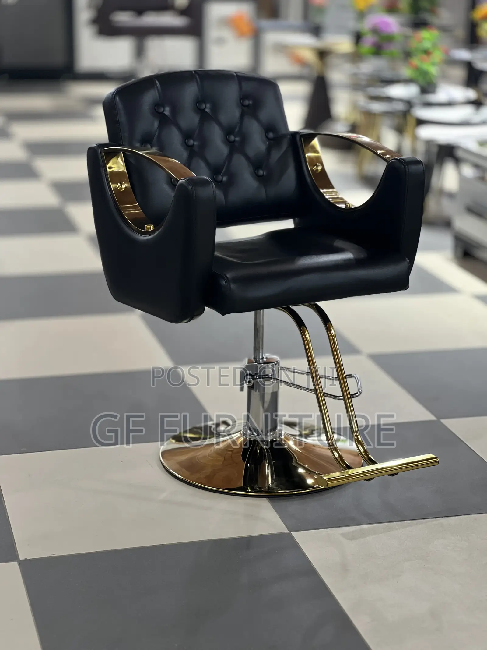 Modern Black And Gold Salon Styling Chair