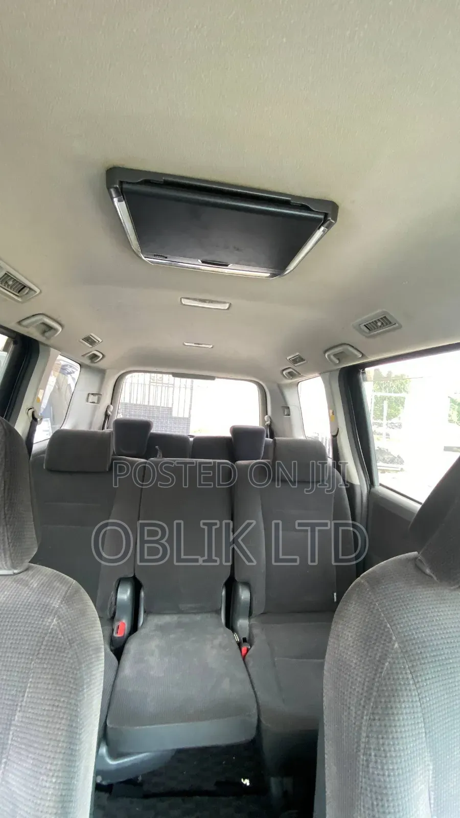 Toyota Voxy 2010 Black
