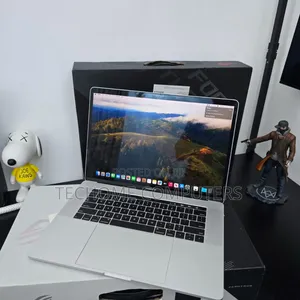 Laptop Apple MacBook Pro 2019 16GB Intel Core I7 SSD 256GB