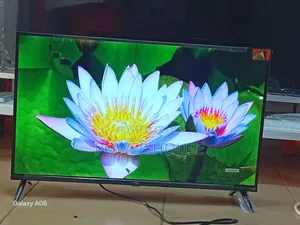 TCL 32" Smart Television – Smooth Motion