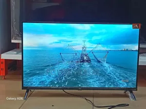 TCL 32" Smart Tv With Clean Display
