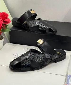 High Quality Men's Black Half Shoe