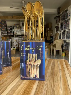 24pcs Cutlery Set With Stand