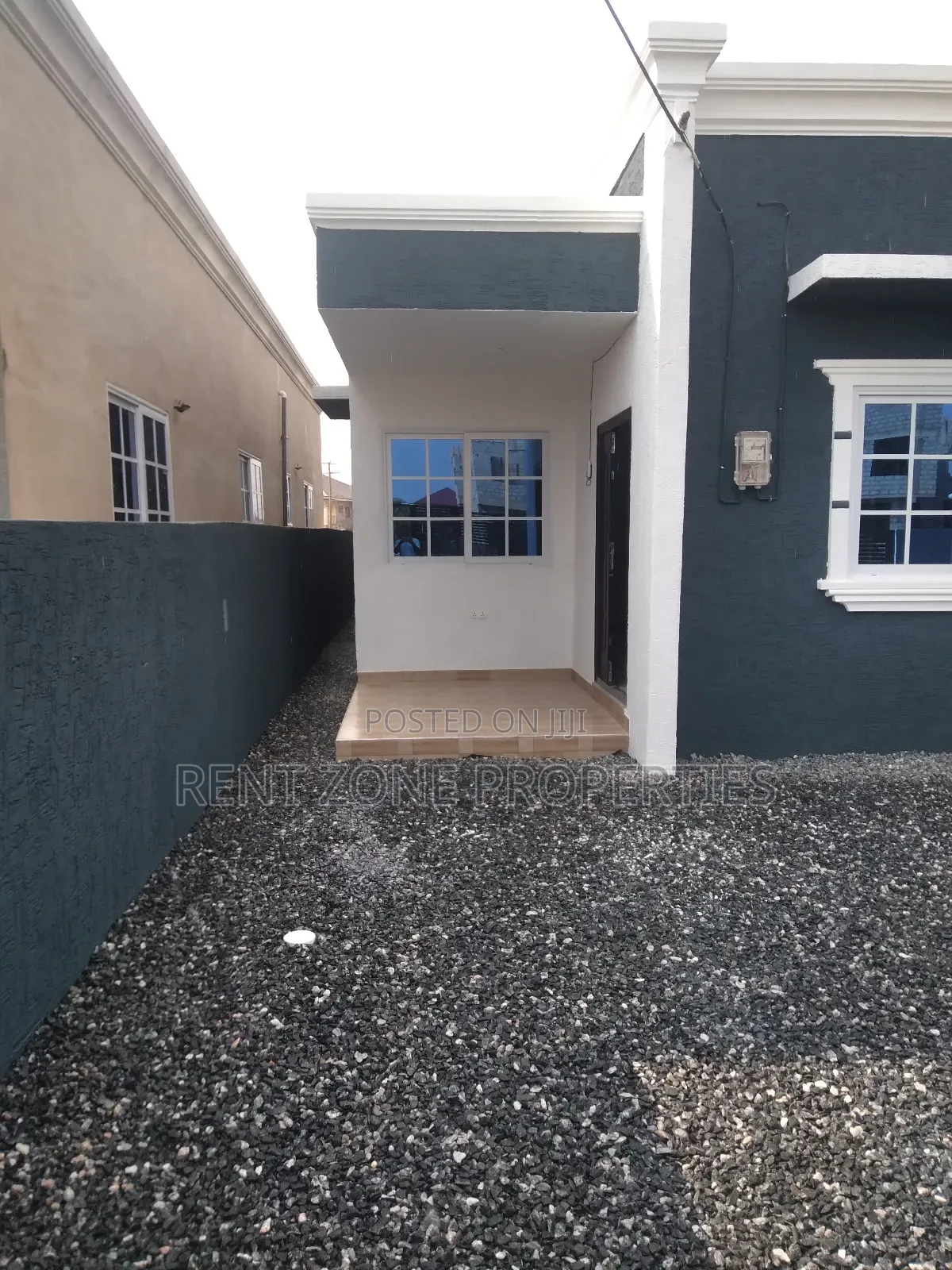 Mini Flat in Pokuase for sale