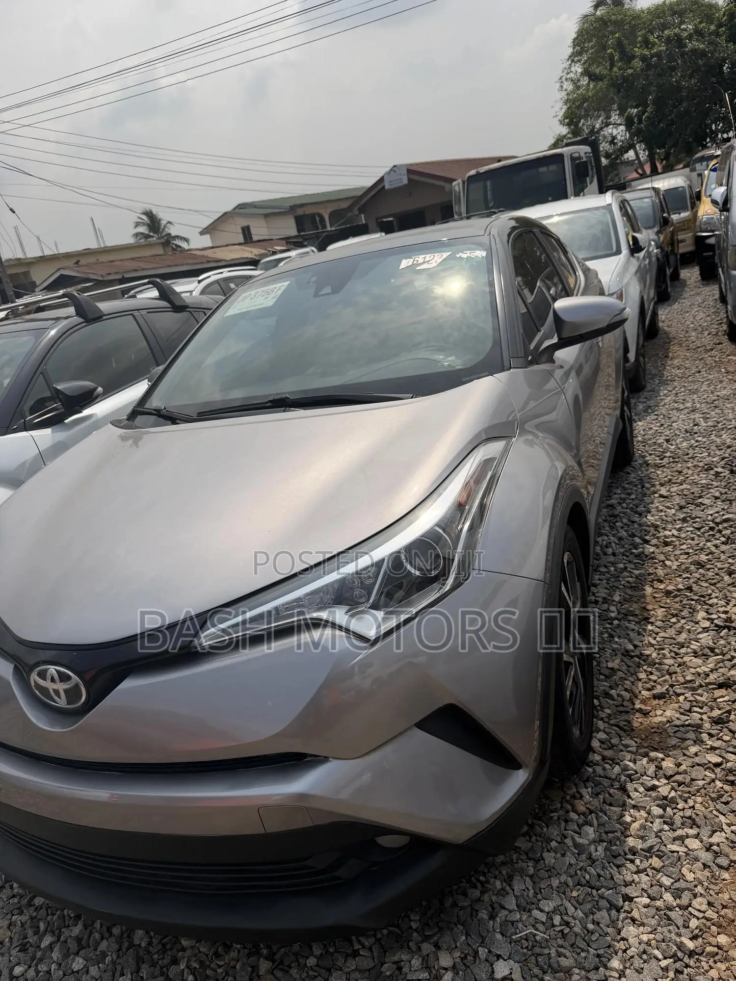 Toyota C-HR LE 2021 Gray