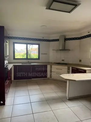 5bdrm House in East Legon for rent