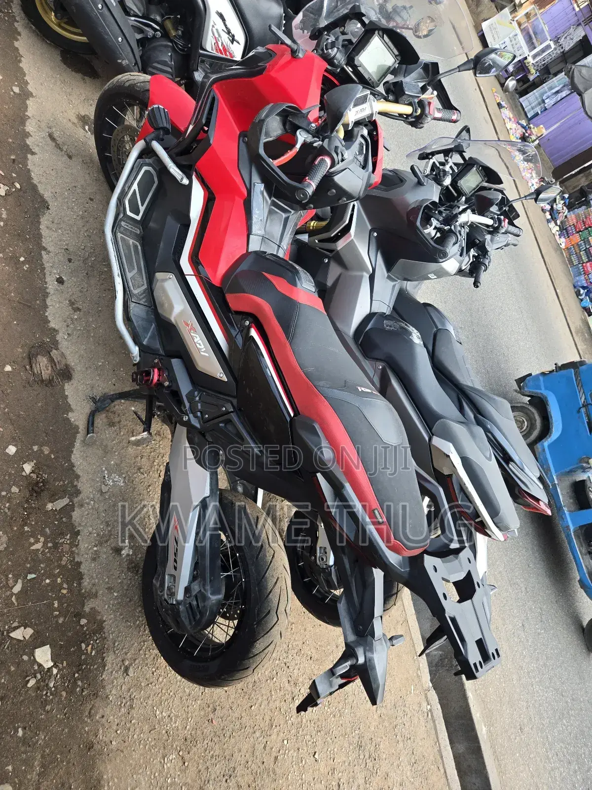Honda 2023 Red