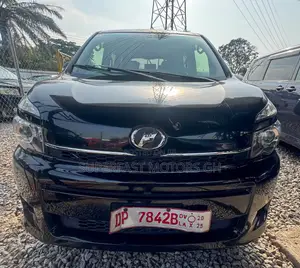 Toyota Voxy 2012 Black