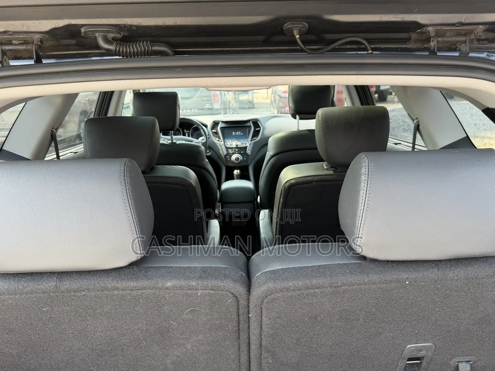 Hyundai Santa Fe Limited w/Saddle Interior 4dr SUV AWD (3.3L 6cyl 6A)