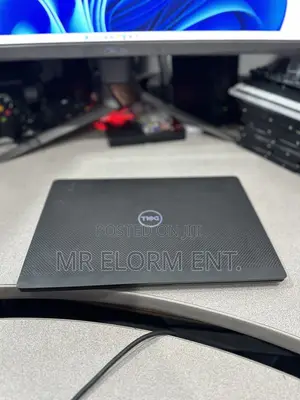 Laptop Dell Latitude 7400 8GB Intel Core i5 SSD 256GB