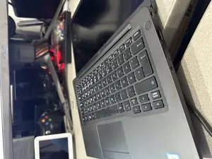 Laptop Dell Latitude 7400 8GB Intel Core i5 SSD 256GB