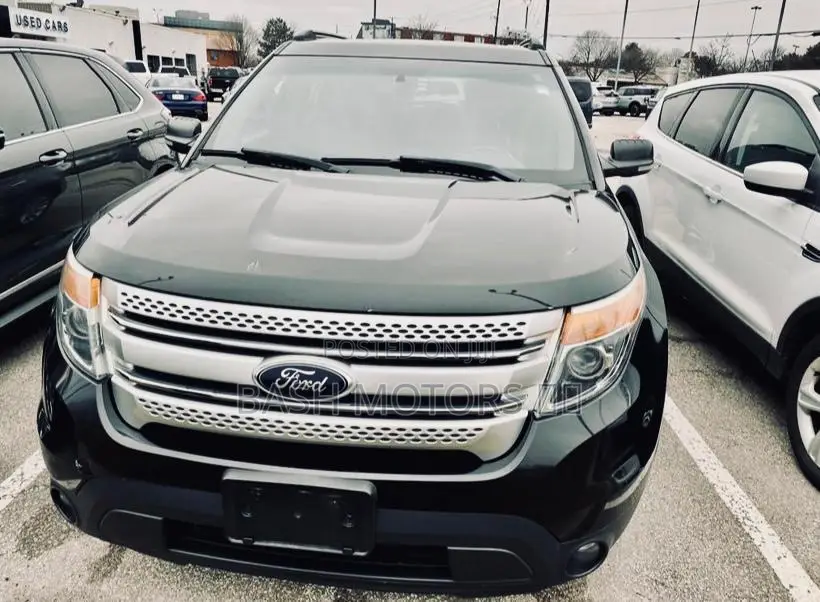 Ford Explorer XLT 4dr SUV (3.5L 6cyl 6A) 2014 Black