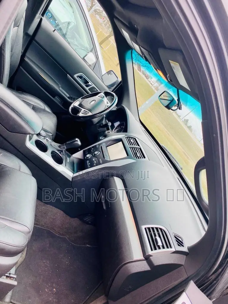 Ford Explorer XLT 4dr SUV (3.5L 6cyl 6A) 2014 Black