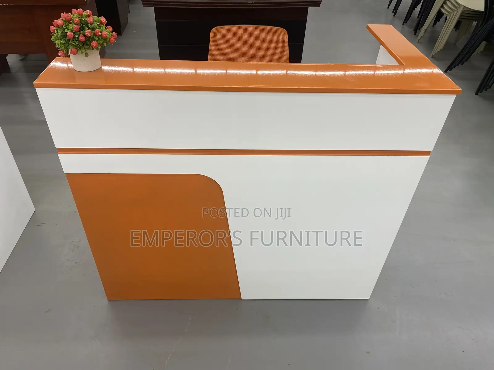 Quality Modern Receptionist Desk