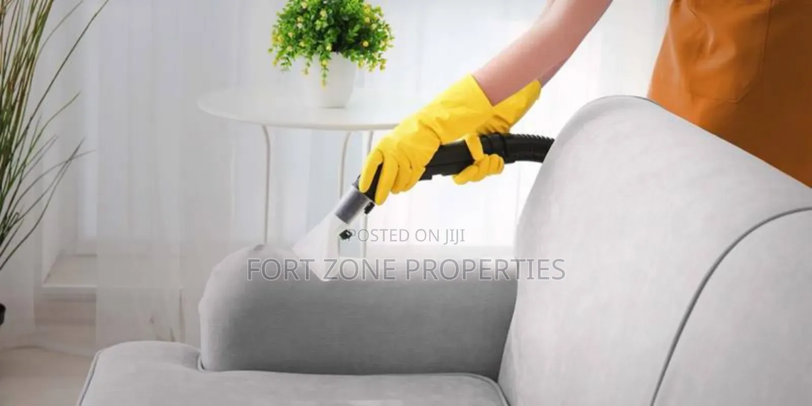 Sofa Man Cleaner